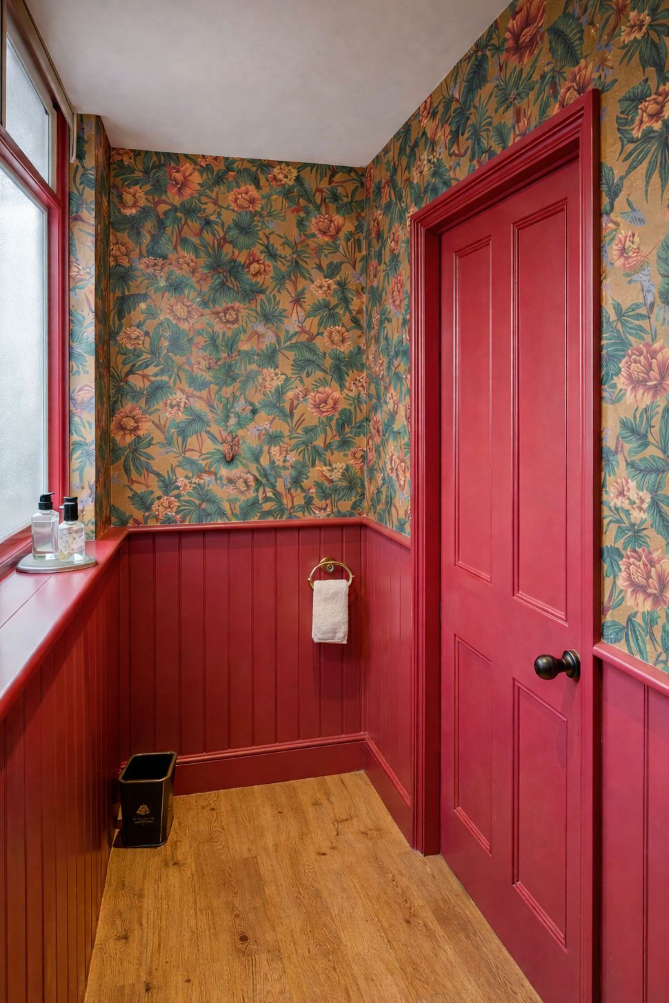 Bold bathrooms done right 2